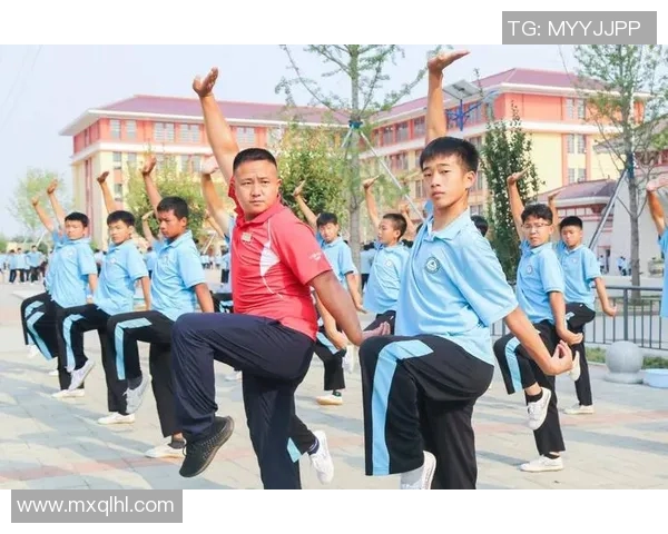 楚阿梅尼的成长之路与未来展望：从新星到足坛巨星的蜕变之旅
