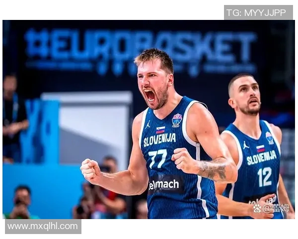 德国与芬兰在2000欧预赛中的激烈对决回顾与分析 德国与芬兰在2000欧预赛中的激烈对决回顾与分析