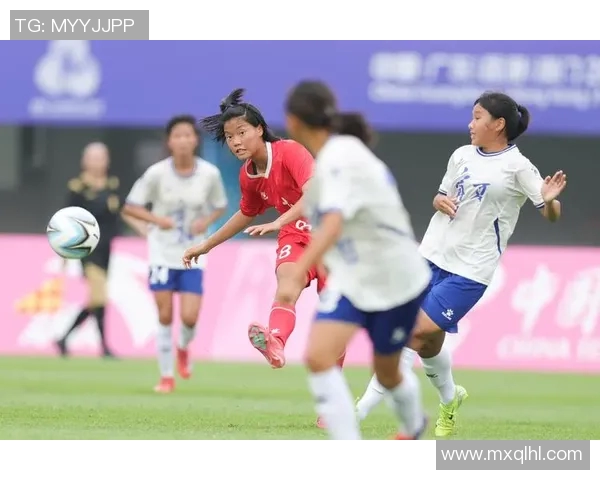 芬兰女足与奥地利女足激情对决展现女足风采与实力较量 芬兰女足与奥地利女足激情对决展现女足风采与实力较量